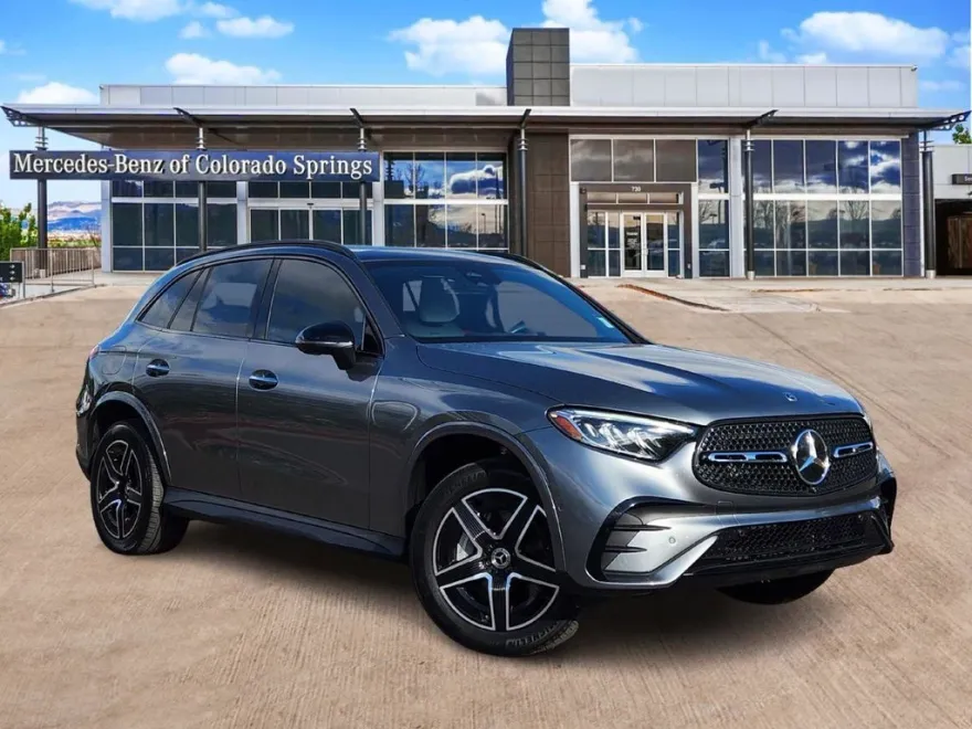 2023 Mercedes Benz GLC 300 4MATIC photo 1