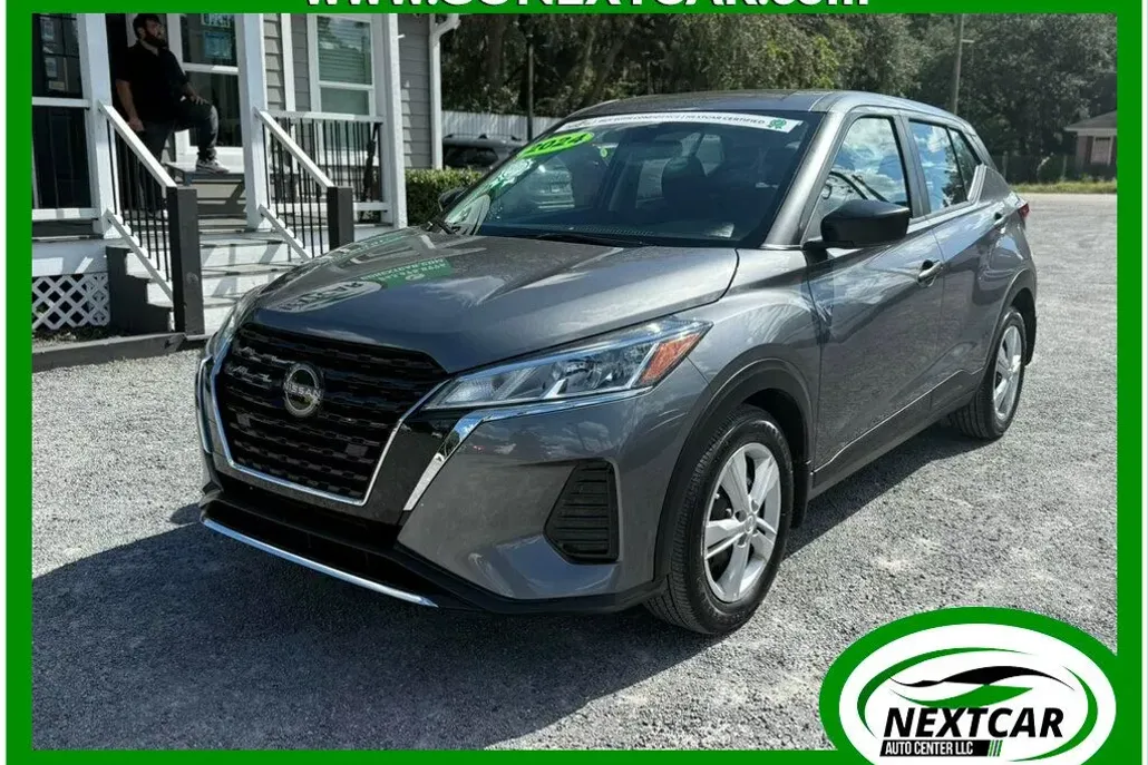 2024 Nissan Kicks S photo 1