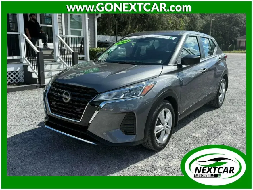 2024 Nissan Kicks S photo 1