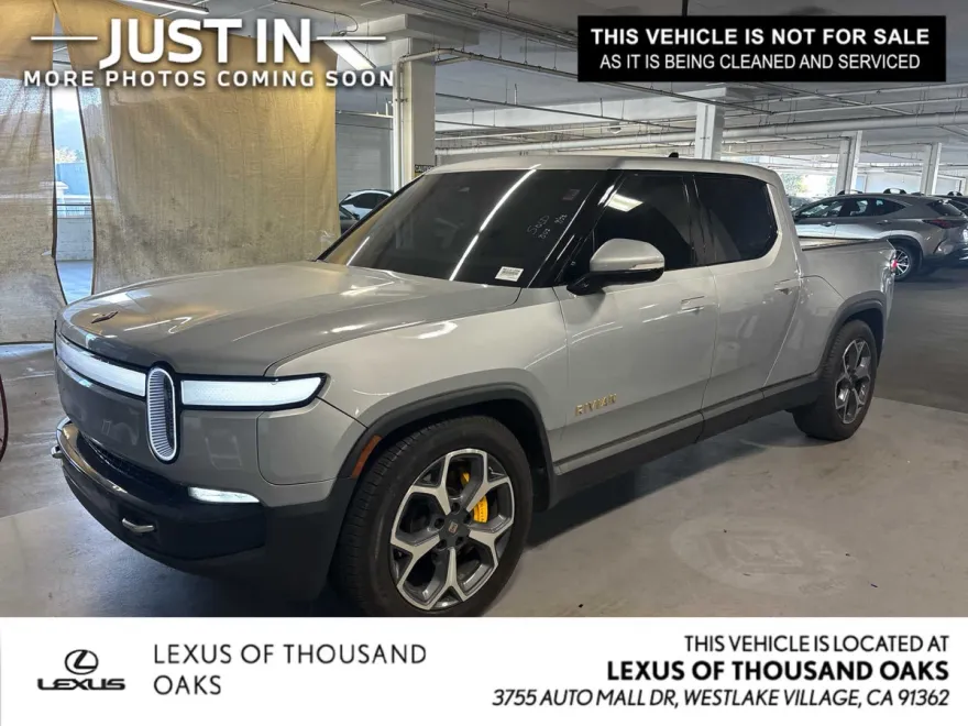 2022 Rivian R1T Adventure photo 1