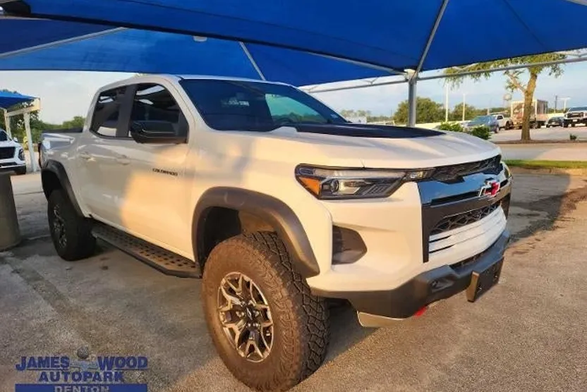 2023 Chevrolet Colorado ZR2 photo 1