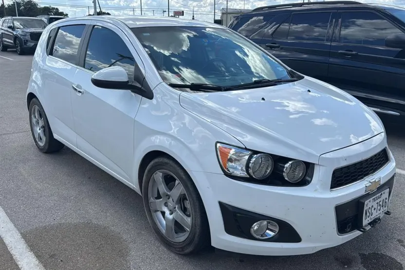 2015 Chevrolet Sonic LTZ photo 1