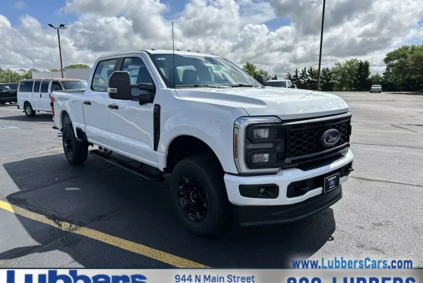 2025 Ford F-350 XL photo 1