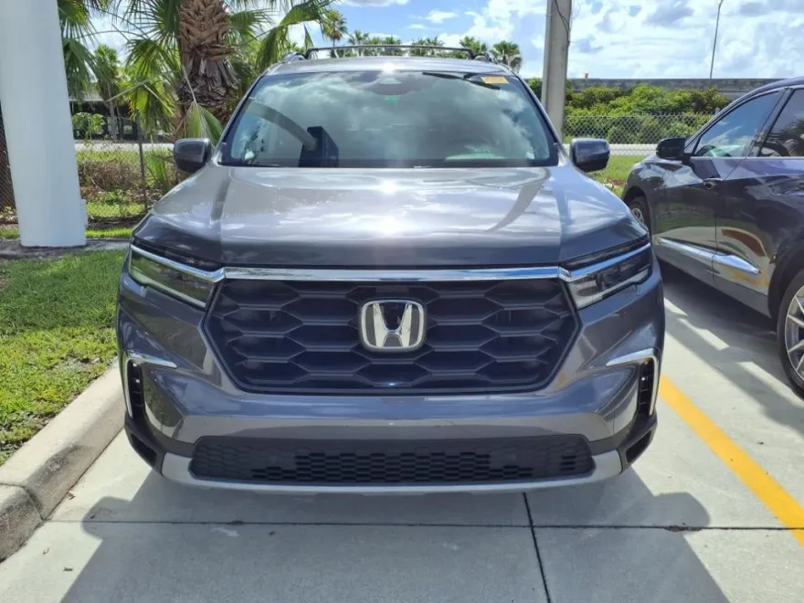 2023 Honda Pilot EX-L photo 1