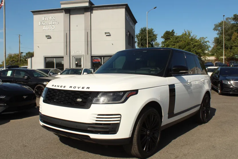 2019 Land Rover Range Rover SuperCharged photo 1