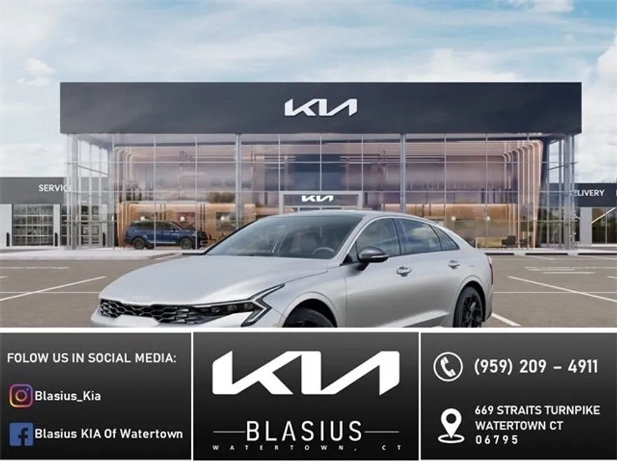 2026 Kia K5 GT-Line photo 1