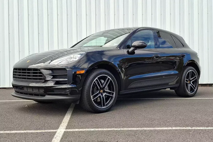 2021 Porsche Macan Base photo 1