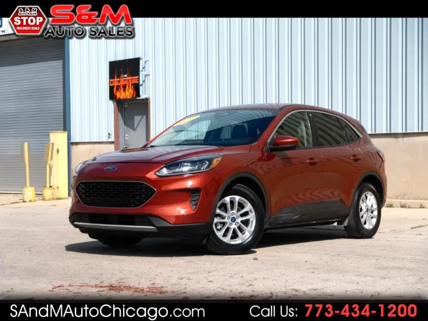 2020 Ford Escape SE photo 1