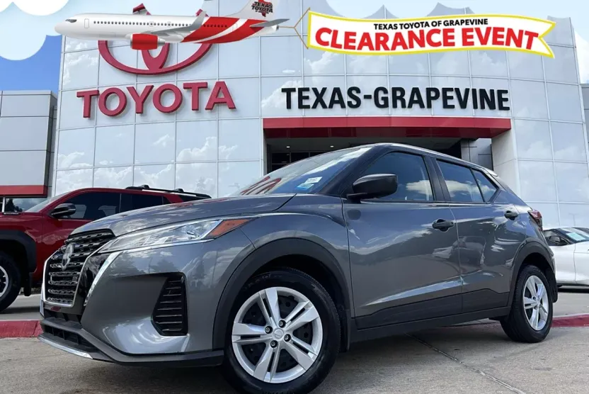 2024 Nissan Kicks S photo 1