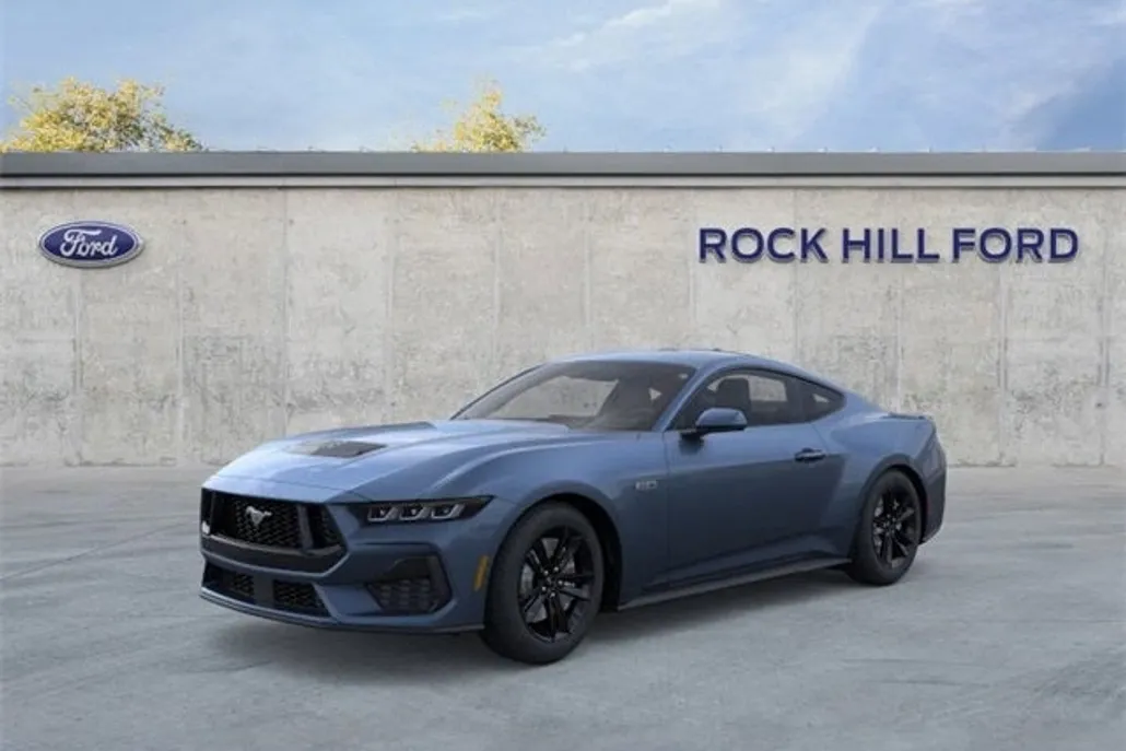 2025 Ford Mustang GT photo 1