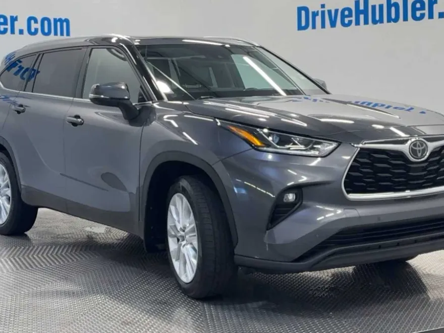 2020 Toyota Highlander Limited photo 1