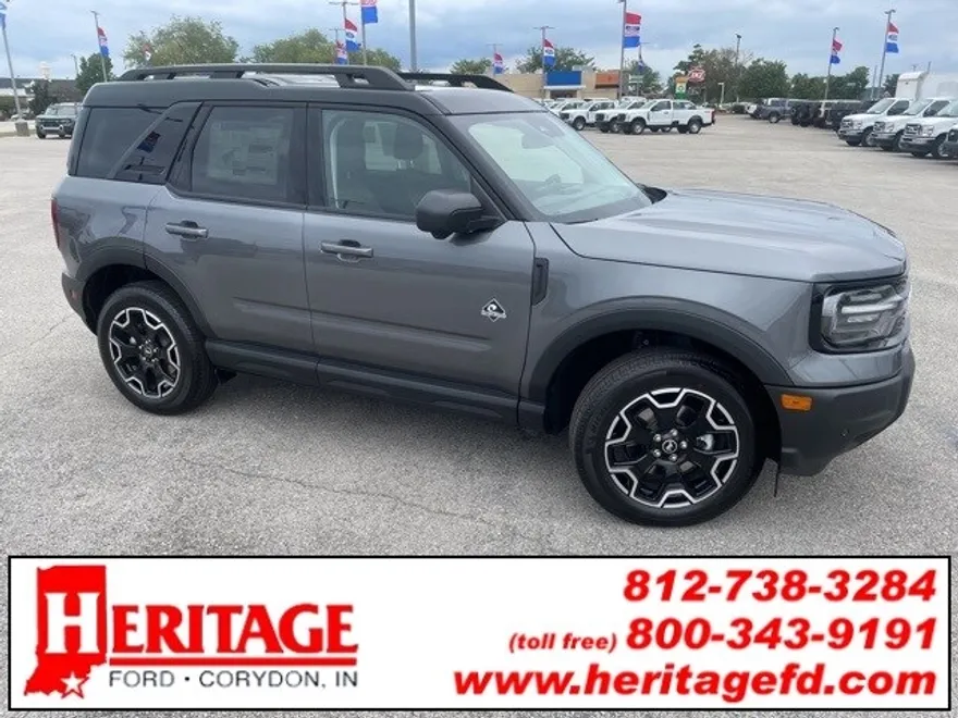 2025 Ford Bronco Sport Outer Banks photo 1
