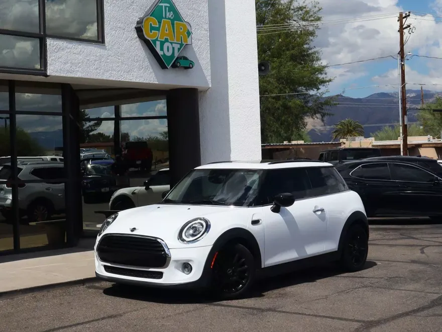 2020 Mini Cooper 2 Door Hardtop Iconic photo 1