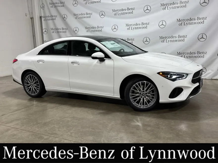 2025 Mercedes Benz CLA 250 4MATIC photo 1