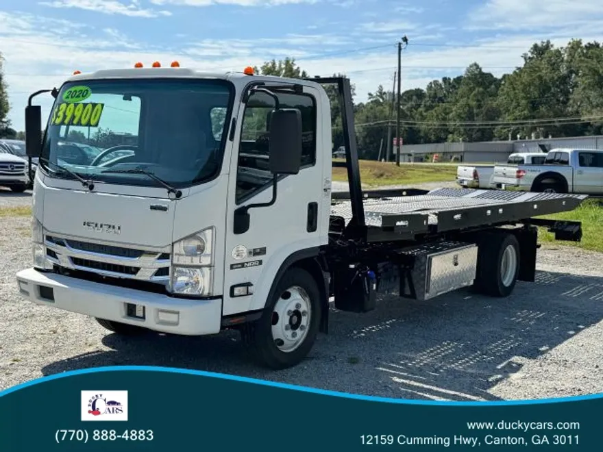 2020 Isuzu NRR photo 1