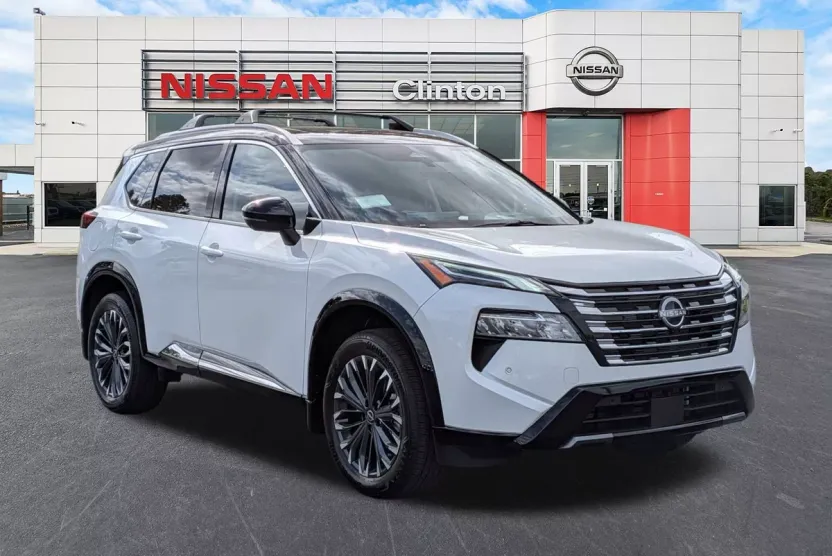 2026 Nissan Rogue Platinum photo 1