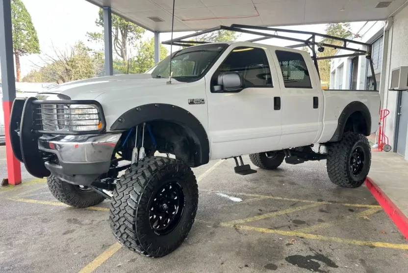 2003 Ford F-250 photo 1
