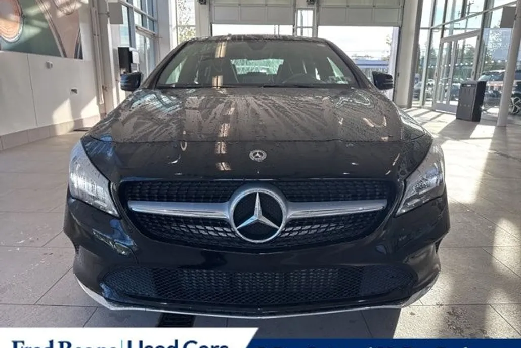 2019 Mercedes Benz CLA 250 photo 1