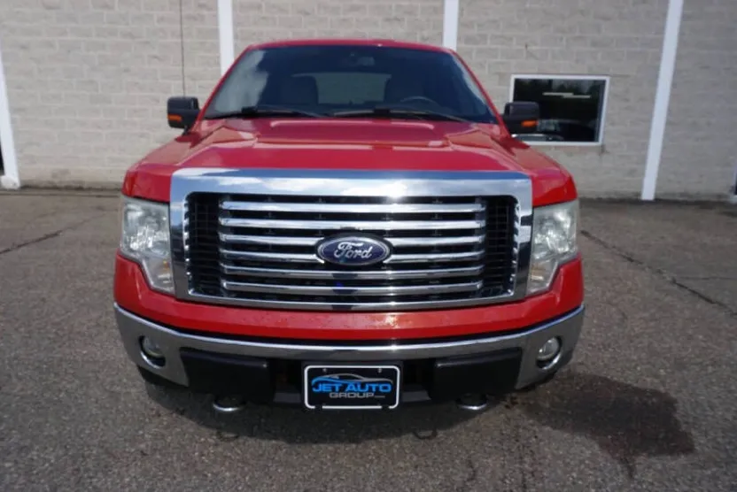 2010 Ford F-150 XLT photo 1