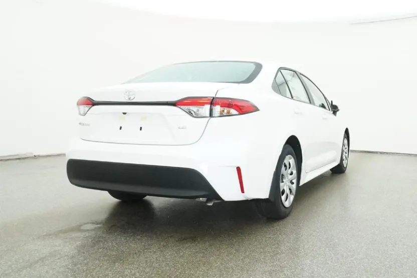 2026 Toyota Corolla LE photo 1