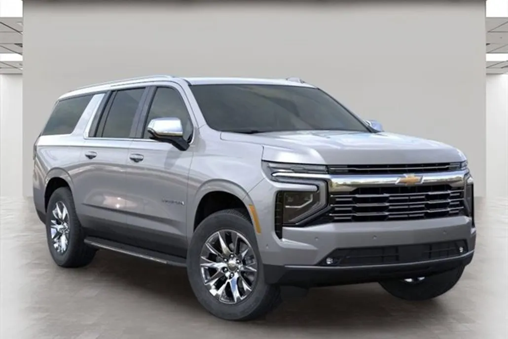 2025 Chevrolet Suburban Premier photo 1