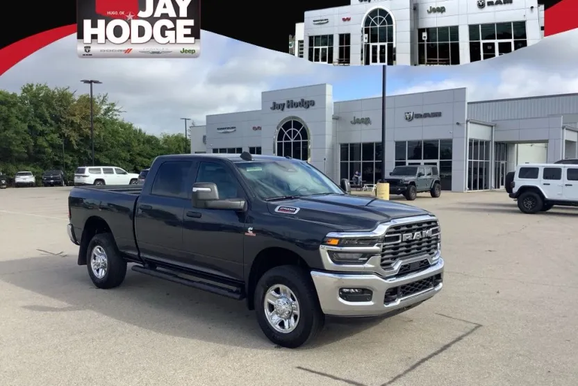2025 Ram 2500 Tradesman photo 1