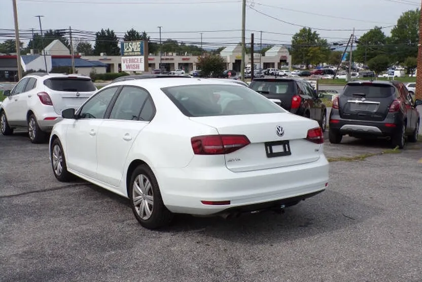 2017 Volkswagen Jetta 1.4T S photo 1