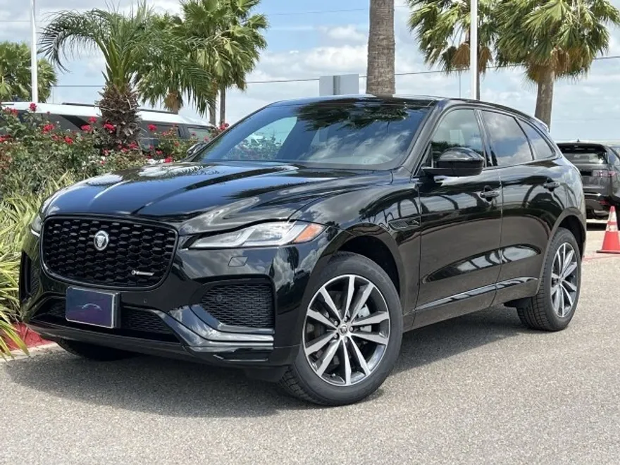 2025 Jaguar F-PACE P400 R-Dynamic S photo 1