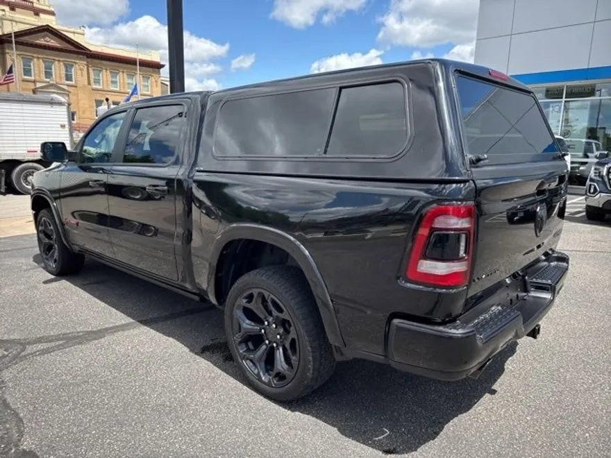 2022 Ram 1500 Limited photo 1