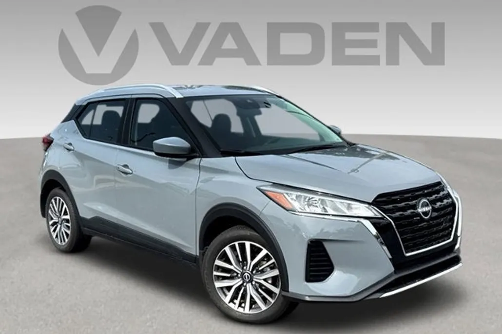2024 Nissan Kicks SV photo 1