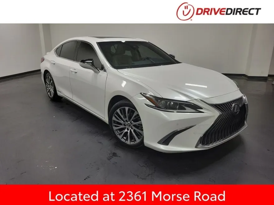 2019 Lexus ES 300h photo 1