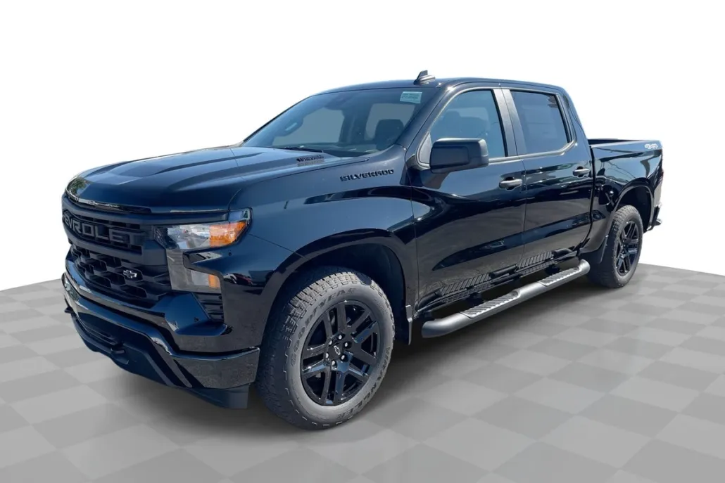 2025 Chevrolet Silverado 1500 Custom photo 1