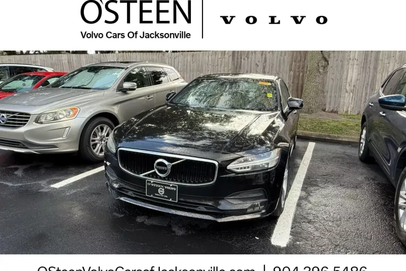 2017 Volvo S90 T5 Momentum photo 1