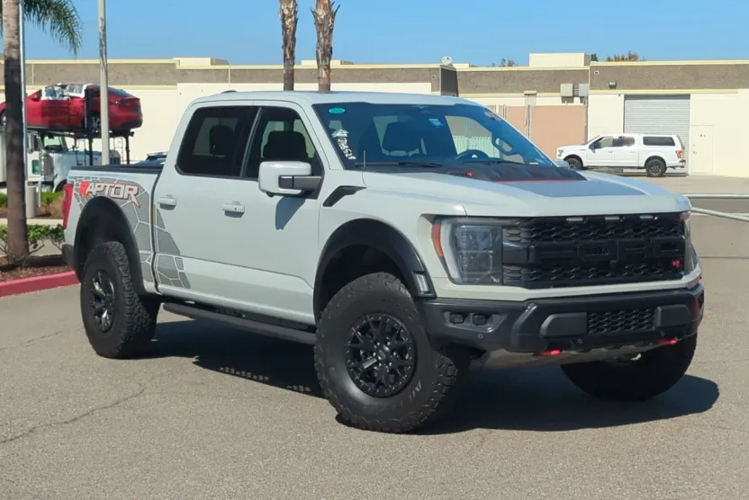 2023 Ford F-150 Raptor photo 1