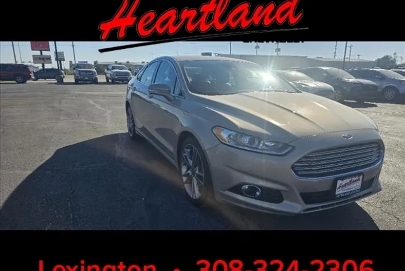 2016 Ford Fusion Titanium photo 1