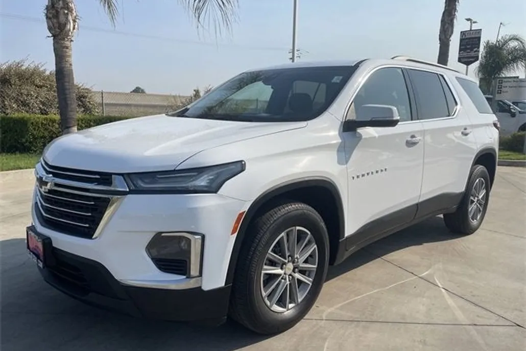 2022 Chevrolet Traverse Cloth photo 1