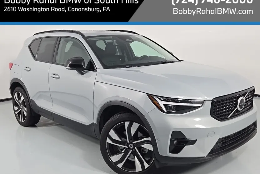 2024 Volvo XC40 Ultimate photo 1