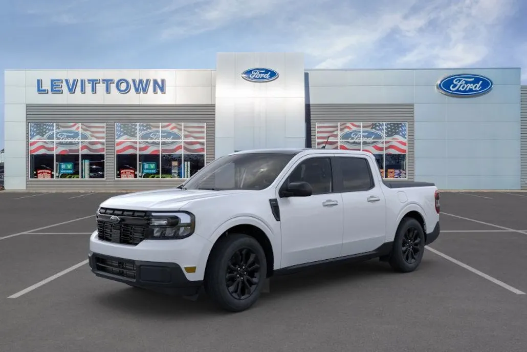 2024 Ford Maverick Lariat photo 1