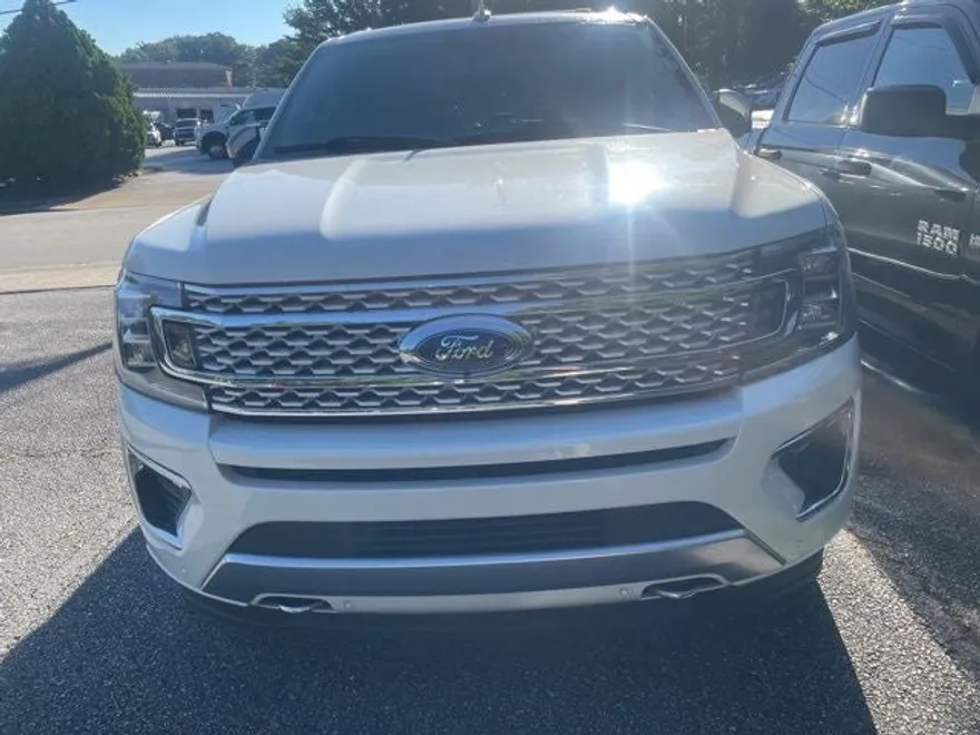 2020 Ford Expedition Platinum photo 1