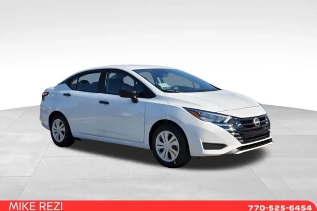 2025 Nissan Versa 1.6 S photo 1