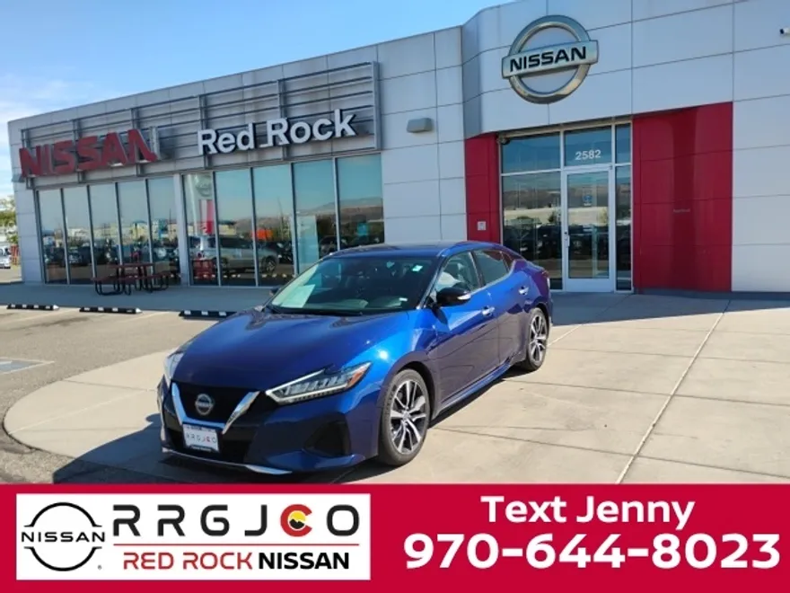 2023 Nissan Maxima SV photo 1