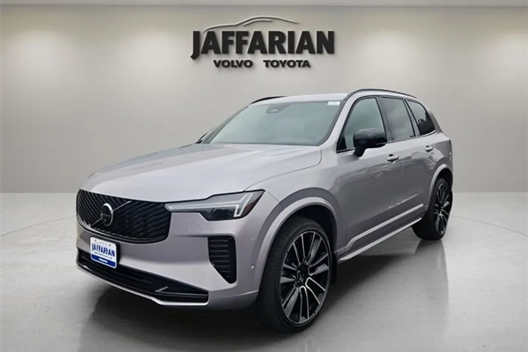2026 Volvo XC90 photo 1