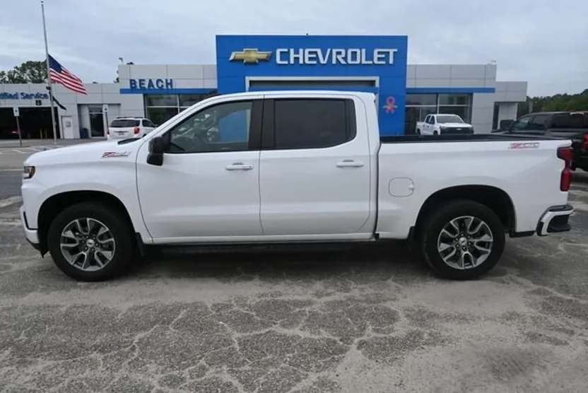 2022 Chevrolet Silverado 1500 RST photo 1