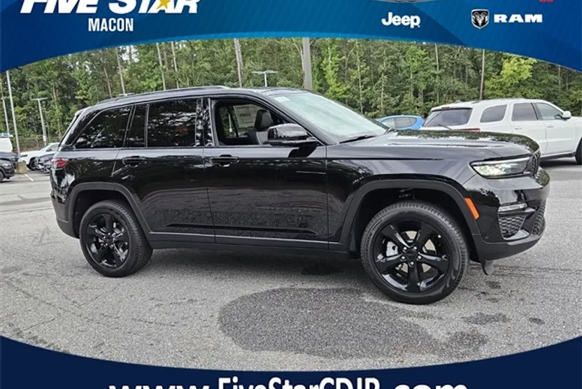 2025 Jeep Grand Cherokee Limited photo 1