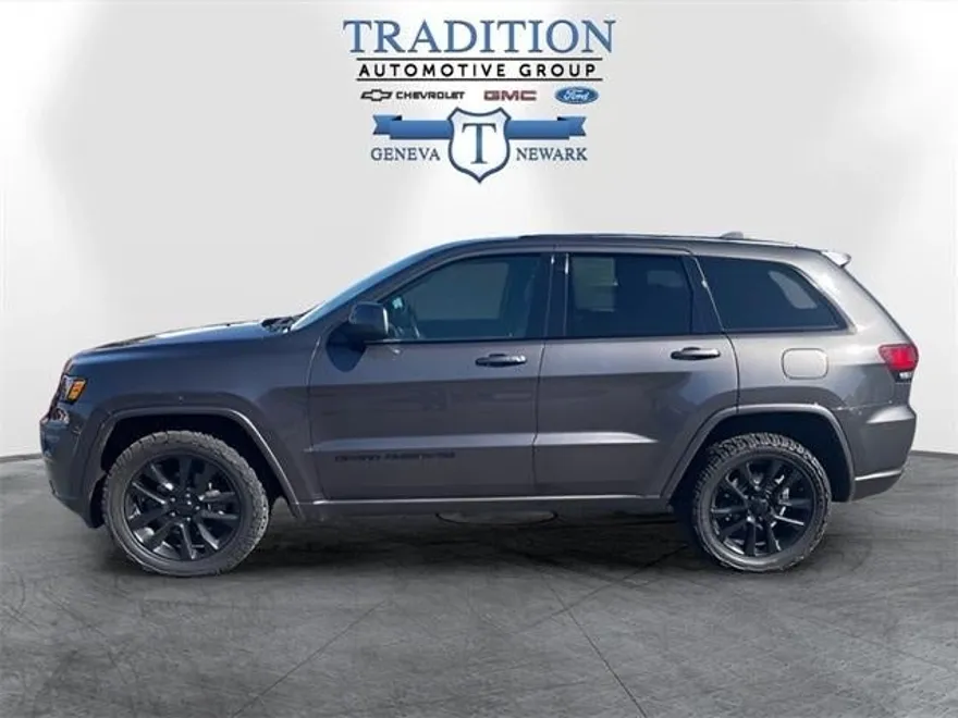 2020 Jeep Grand Cherokee Altitude photo 1
