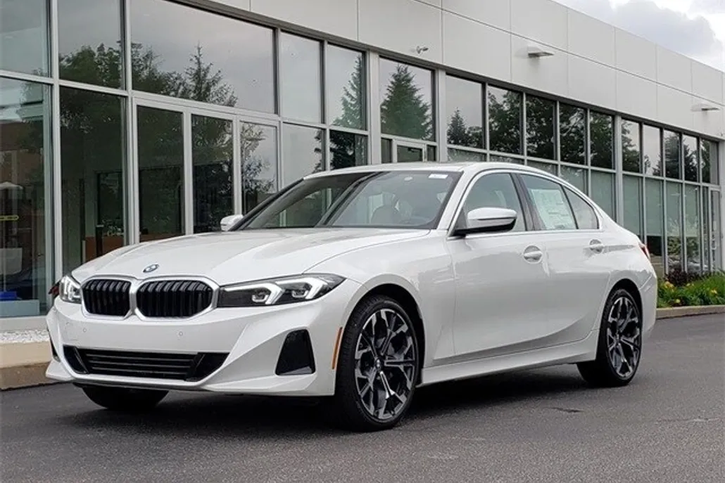 2025 Bmw 330i xDrive photo 1