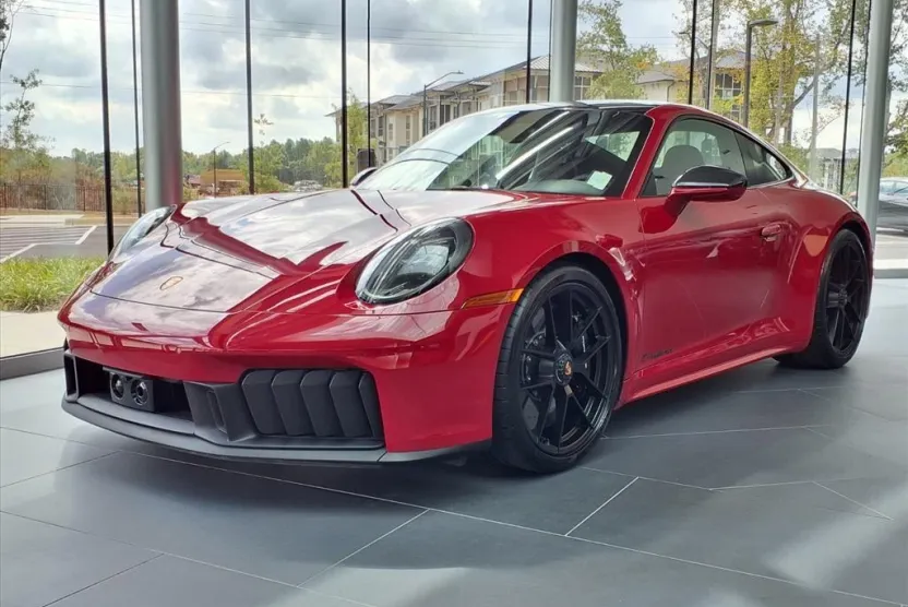 2025 Porsche 911 GTS photo 1