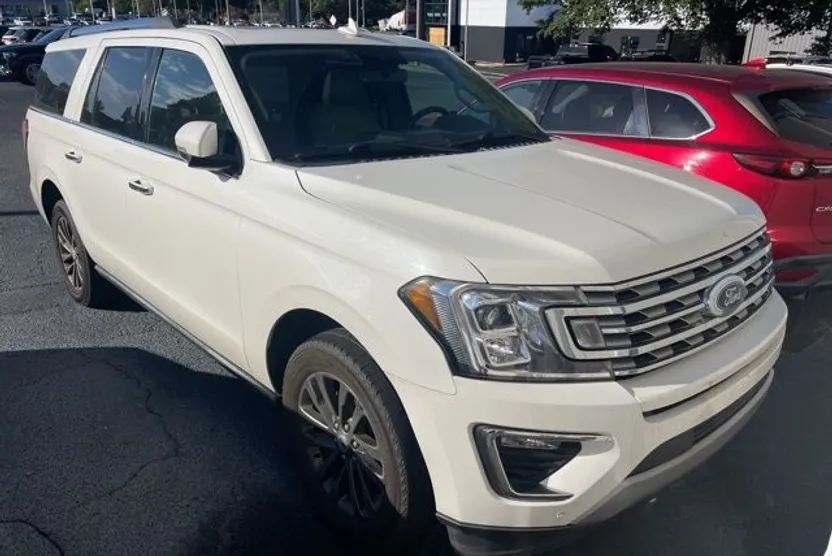 2021 Ford Expedition MAX Limited photo 1