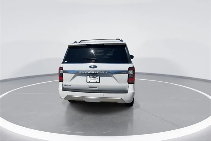 2020 Ford Expedition MAX Platinum photo 1