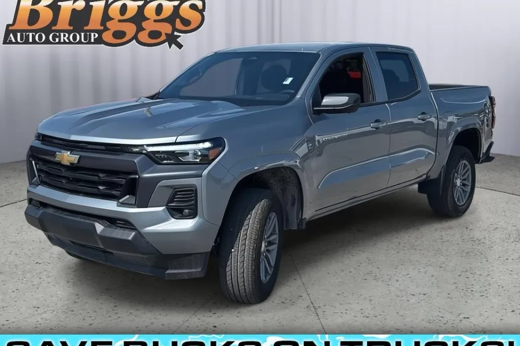 2026 Chevrolet Colorado LT photo 1